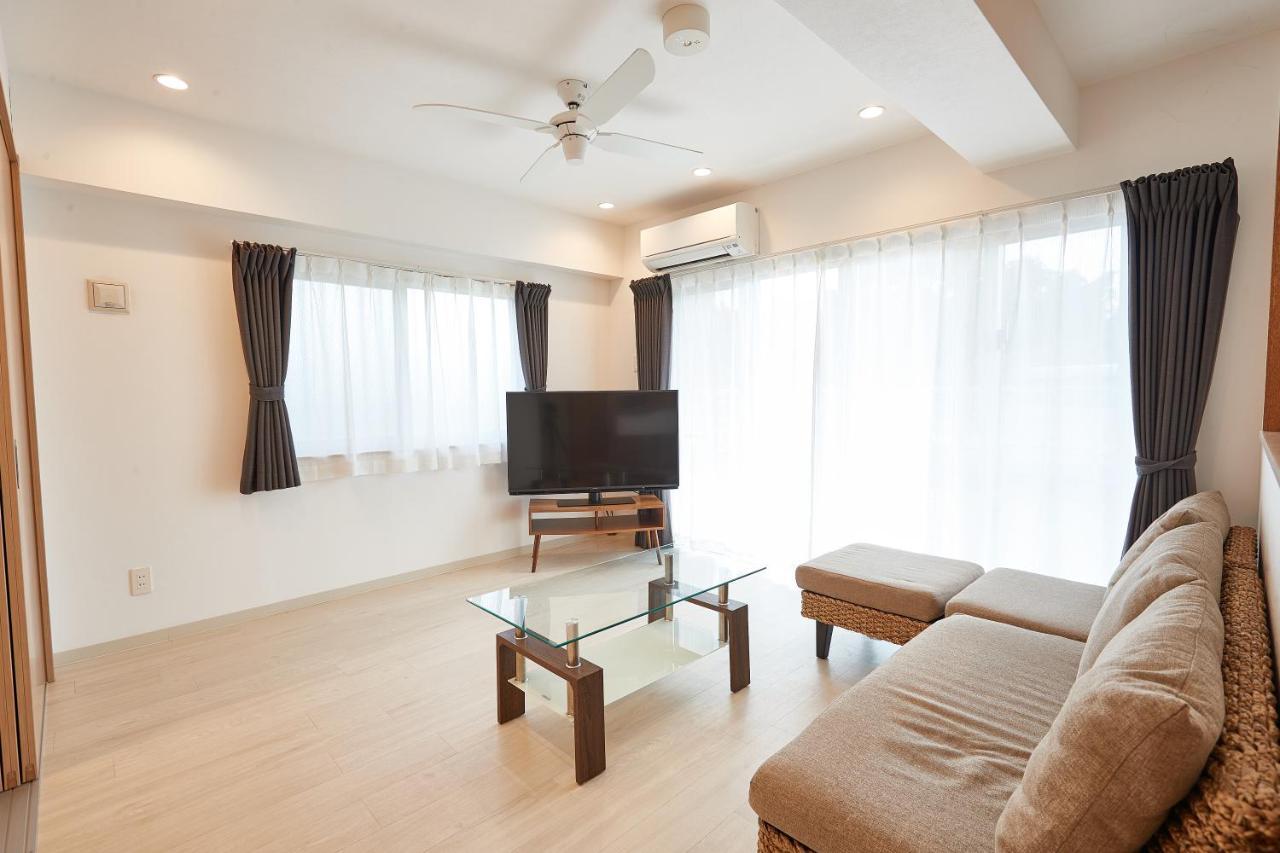 New Normal Hotel In Nago ニューノーマルホテルイン名護 Exterior foto
